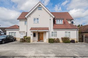 Photo 11- click for photo gallery